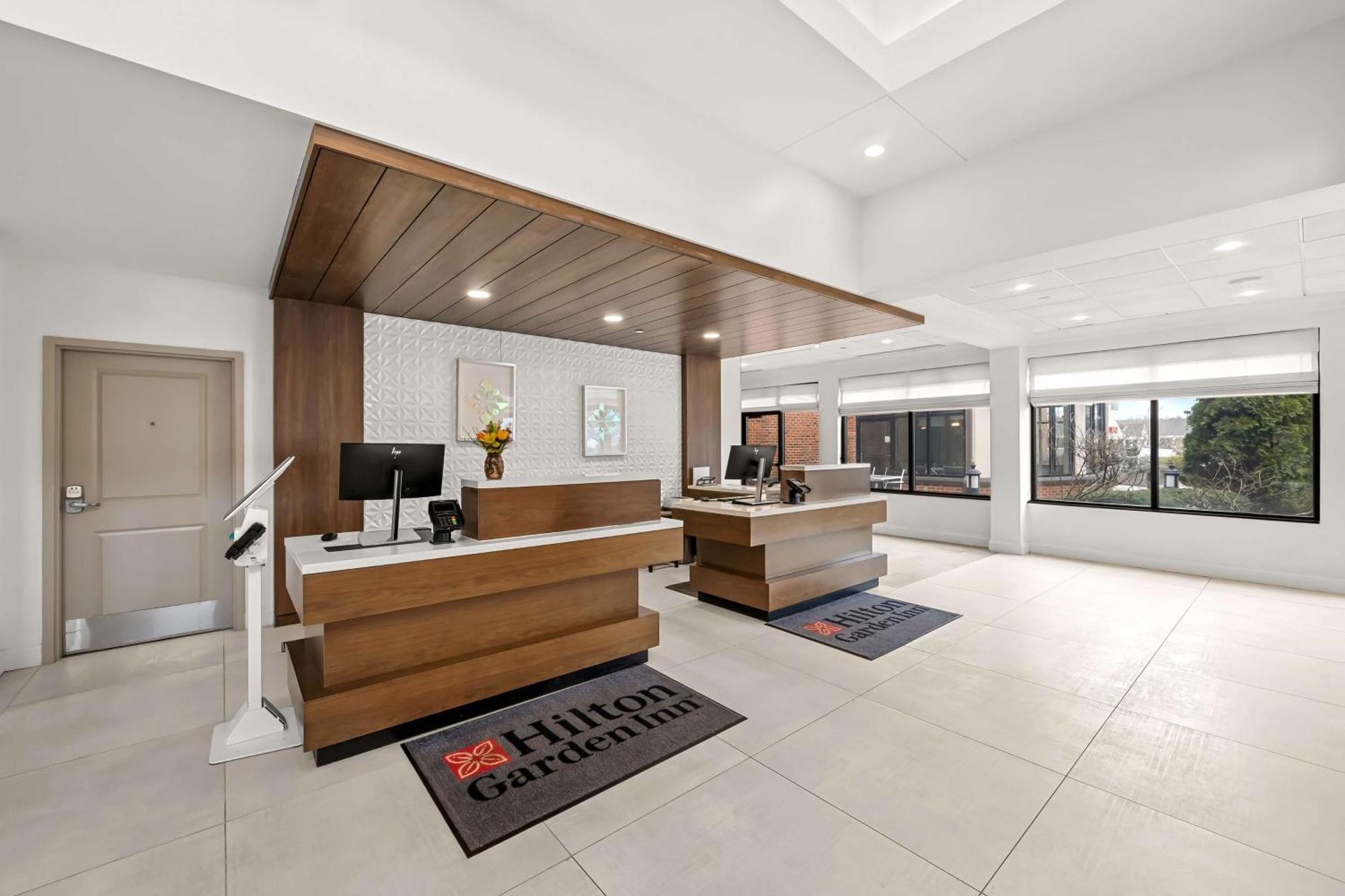 Hilton Garden Inn Plymouth Extérieur photo