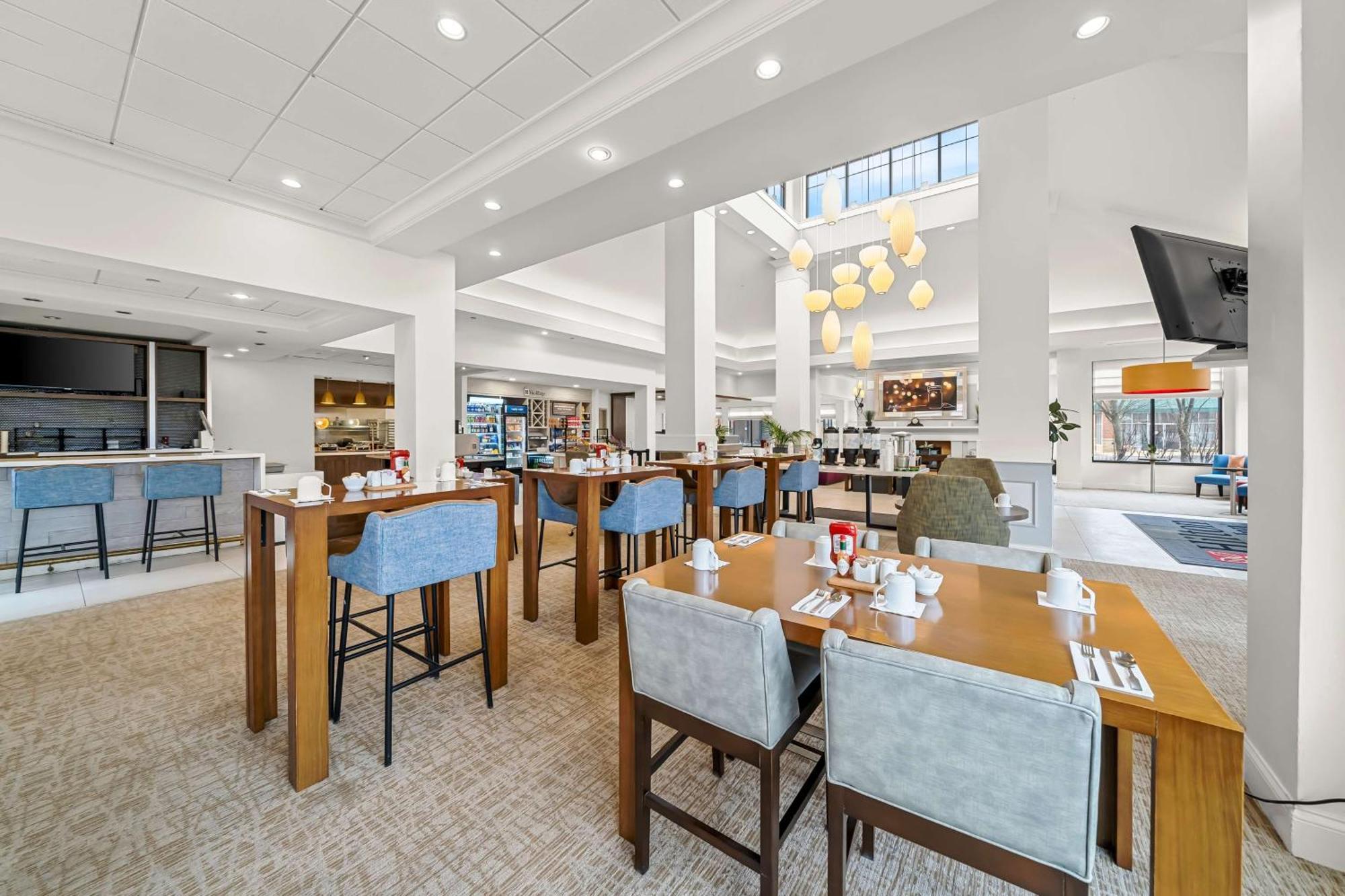 Hilton Garden Inn Plymouth Extérieur photo